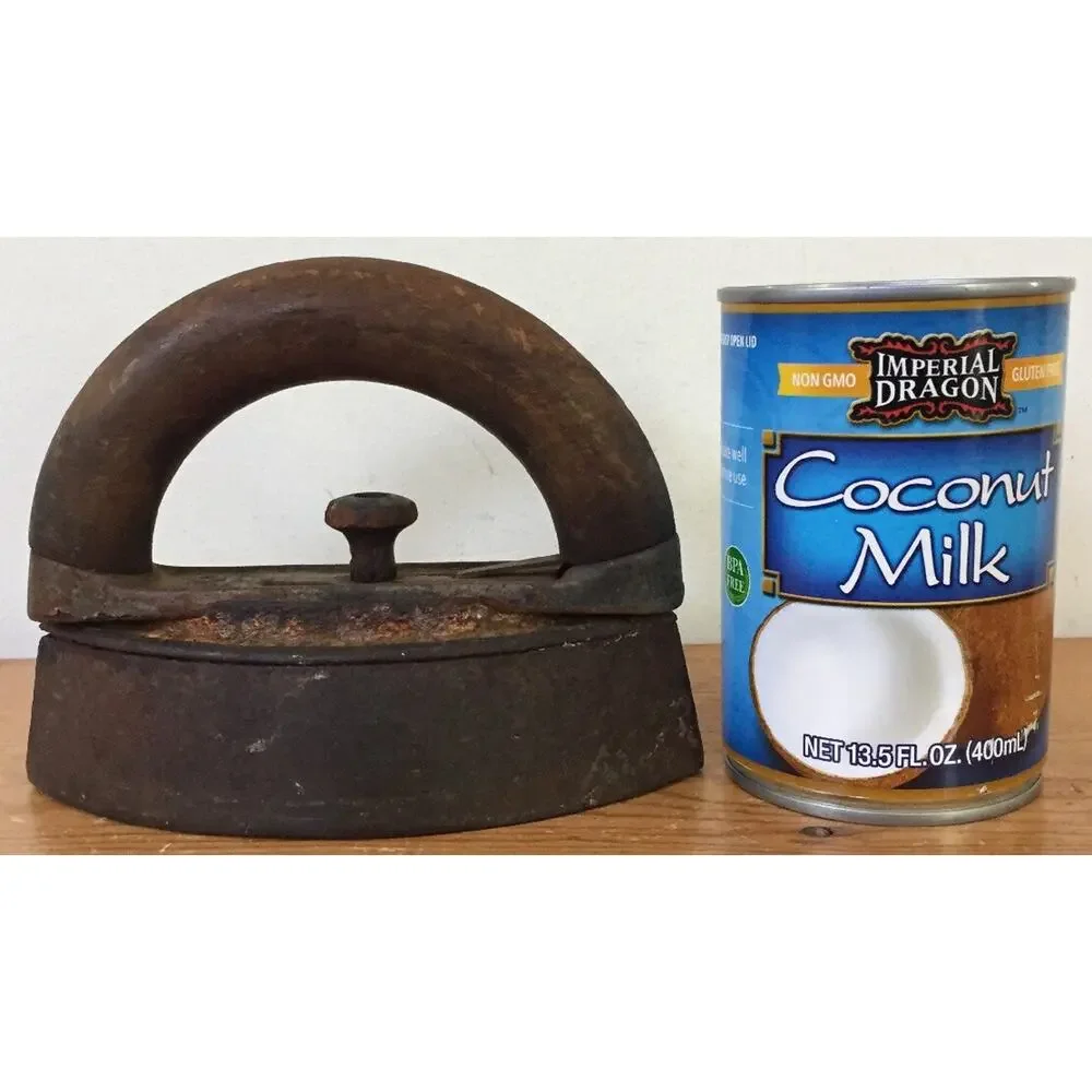 Vtg 1900s Antique Dover Cast Sad Iron Insert Removable Wood Handle Primitive